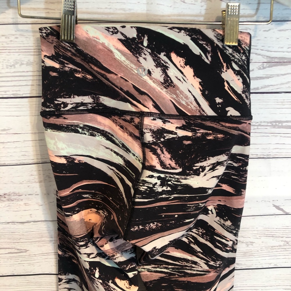 Lululemon High Rise Wunder Under Splash leggings - Picture 4 of 7